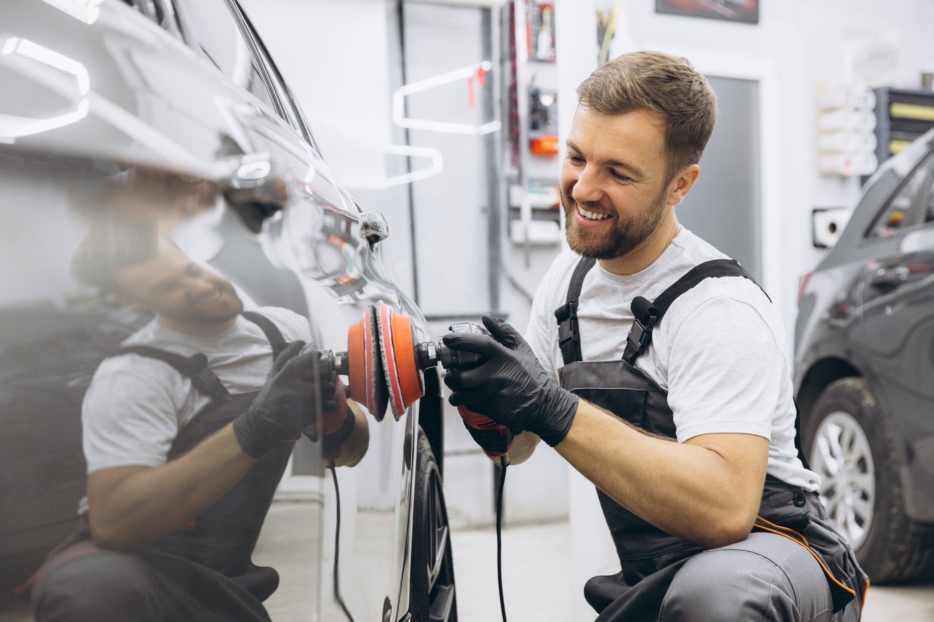 Professional car polishing
